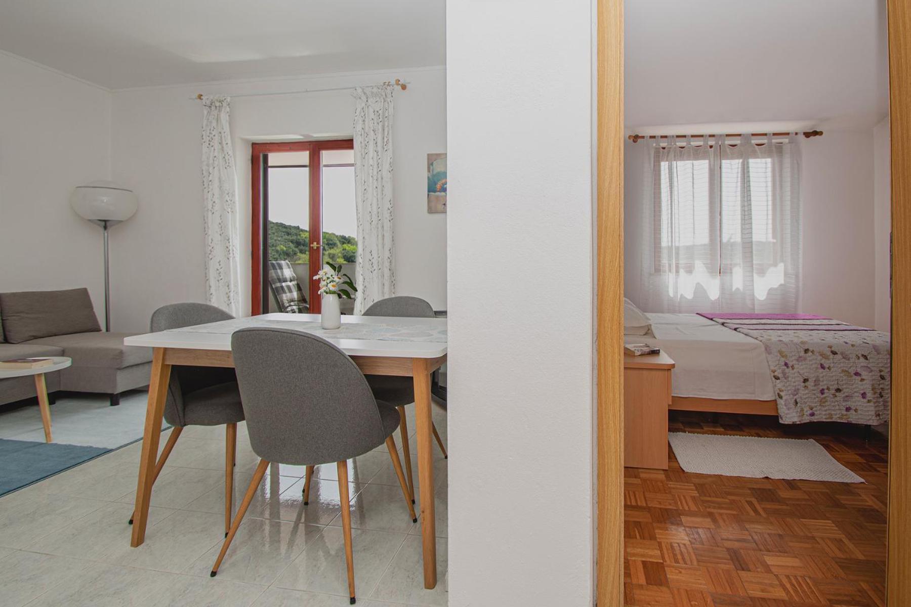 Apartment Iva *